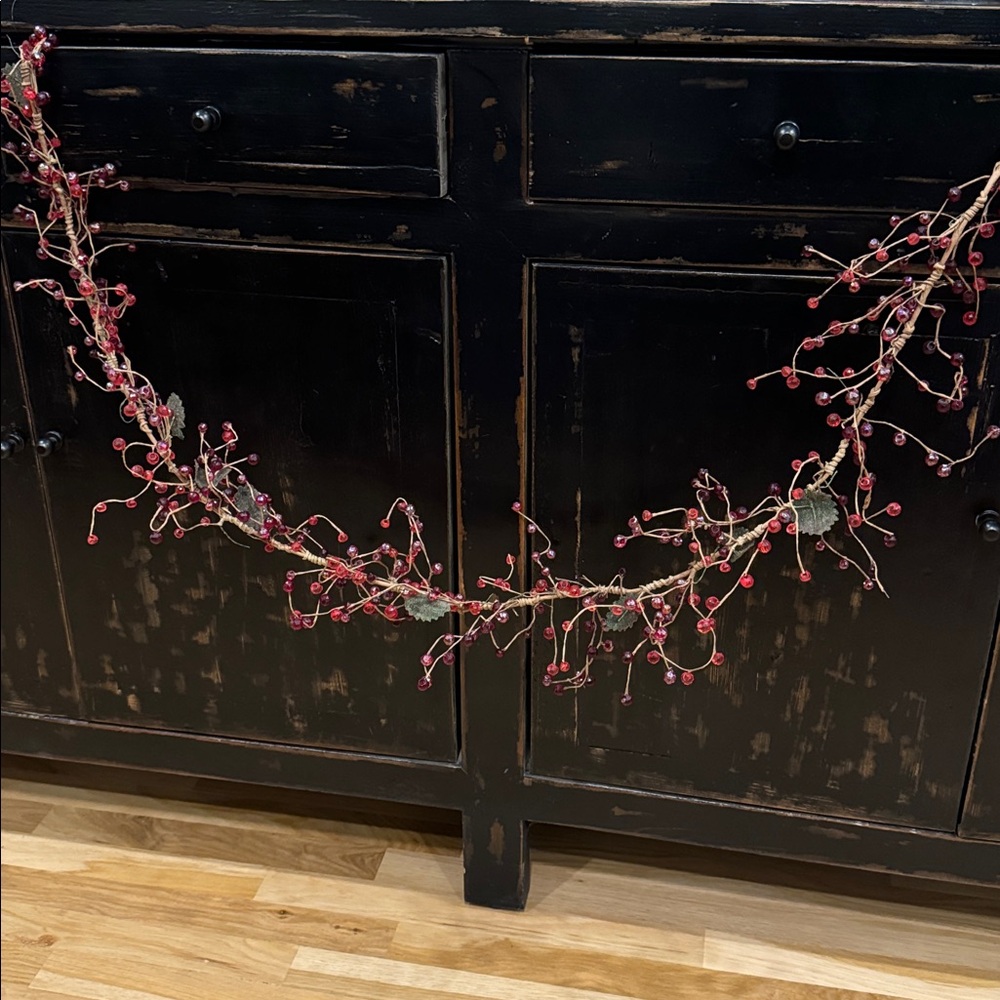 Vintage  Berry Glass Bead
Garland 5'
